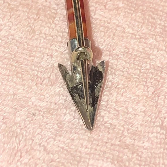 Antique Victorian Scottish Banded Agate Arrow Brooch Chased Sterling Silver 1880